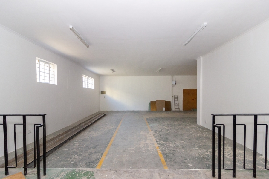 To Let commercial Property for Rent in Korsten Eastern Cape